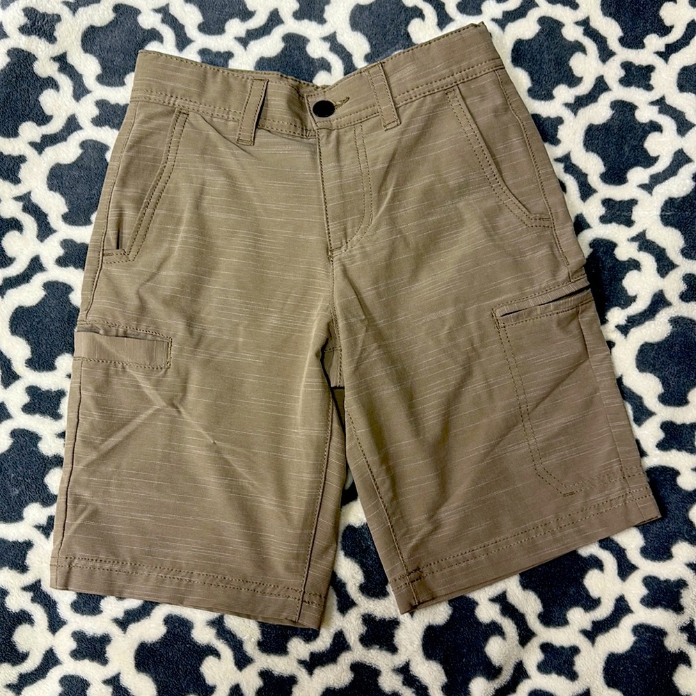Boys Cargo Shorts 🩳 great for ⛳️